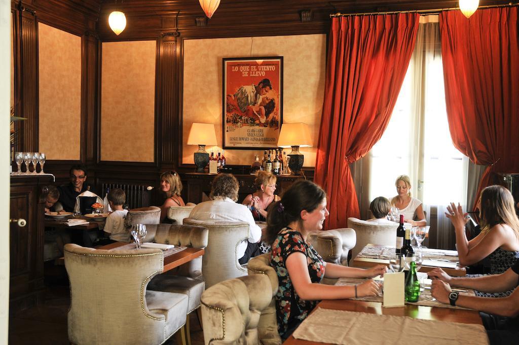 Castel Peyssard Bed & Breakfast Périgueux Екстериор снимка